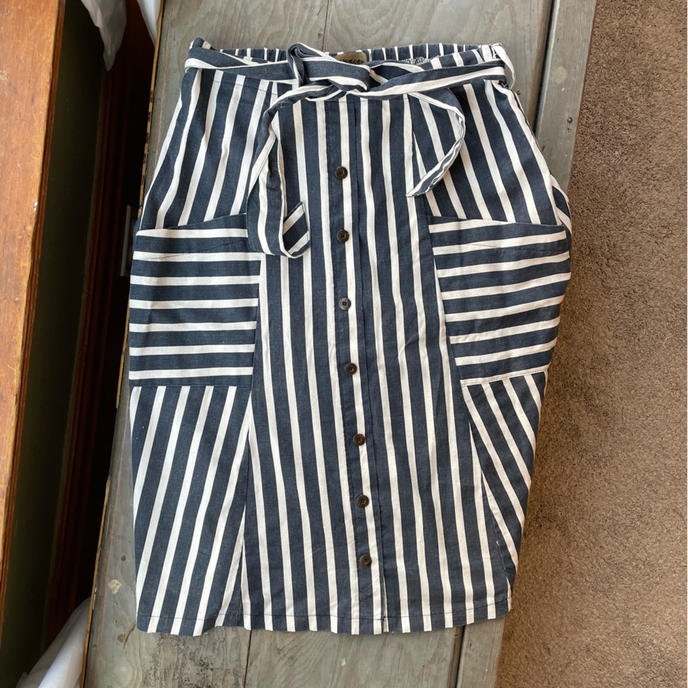 Metro Wear Navy and White Striped Midi Skirt with Tie Waist